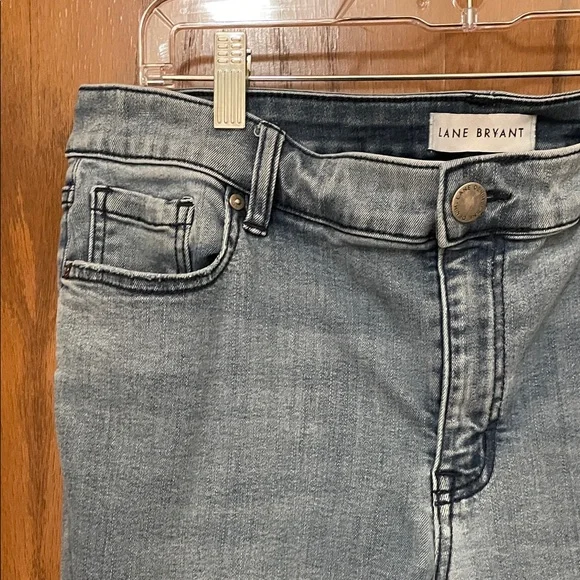 LANE BRYANT UGC Women’s Size 16 Blue Mid-Rise Skinny Jeans signature fit - Picture 5 of 10